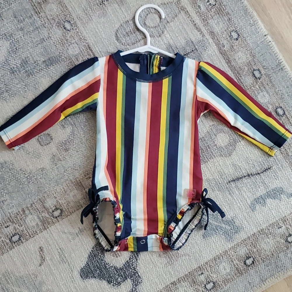 Ruffle Butts Baby Girl Long Sleeve Swimsuit Rashguard Sz6-12m